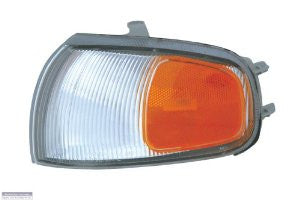 Toyota 95-96 Camry  Park Lamp Assy Rh