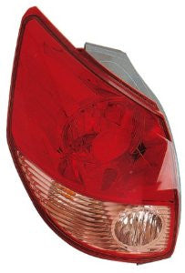 Toyota Matrix   03-04 Tail Light  Lens & Housing Rh Tail Lamp Passenger Side Rh