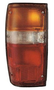 Toyota Pu 2/4Wd 84-88 Tail Light  W/O Crm Rh Tail Lamp Passenger Side Rh